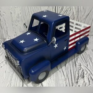 Red White& Blue Metal Farmhouse  Truck Farmhouse  Decor 13”x 7”x 7” Pre owned